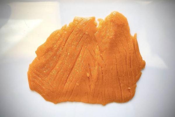 Algae-based smoked salmon substitute - ©Algama